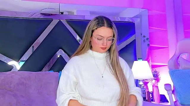 giigii_hadid_ - Giigii_Hadid_'s free webcam - UK Sex Cams