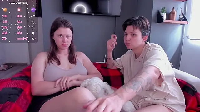 tenderly_couple - Tenderly_Couple's free webcam - UK Sex Cams