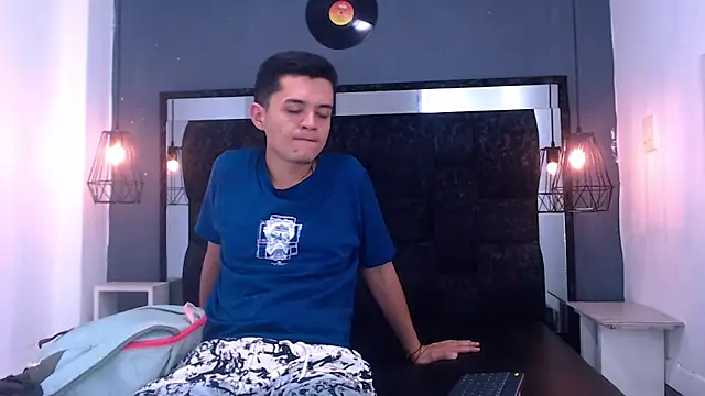 James_And_Kenet webcam