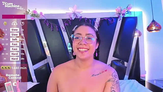 antonelllepiercee - Antonelllepiercee's free webcam