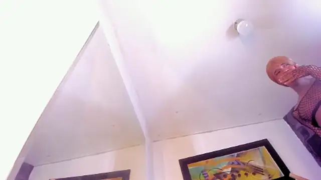 lanna_big33 - Lanna_big33's free webcam