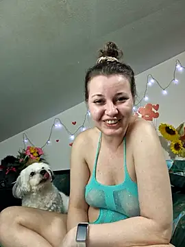 SweetMaddy888 webcam