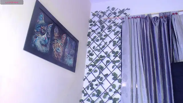 charlotte_brawn webcam