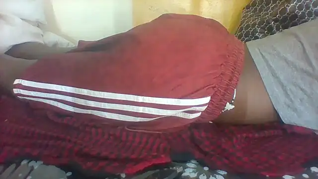 morongwacaroline - Morongwacaroline's free webcam - UK Sex Cams