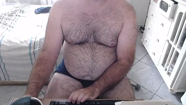 mysterbearmg (Ask my age) - CUM IN GOAL - Add Inst - Mysterbearmg