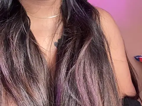 Its_cherry_magic webcam