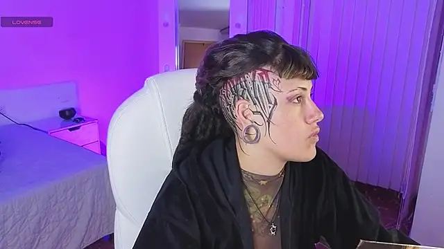 _sharlotte777 webcam