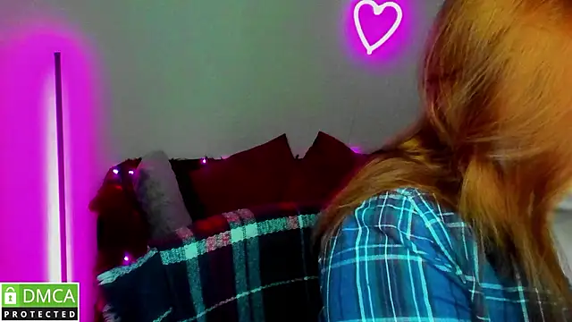 Alicia_love00 webcam