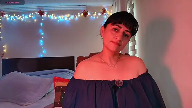 ISABEEL_SOFIA01 live sex cam