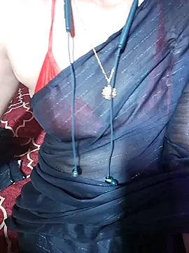 xbhuume (F milf) - nude show