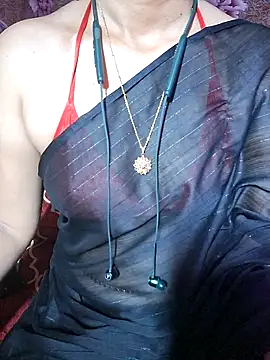 Webcam Model (XBHUUME)  is live.Free join now!