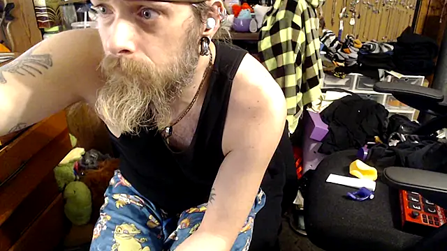 thejuicybacon - Thejuicybacon's free webcam - UK Sex Cams