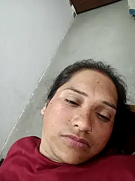 Cute-karisma1234 webcam