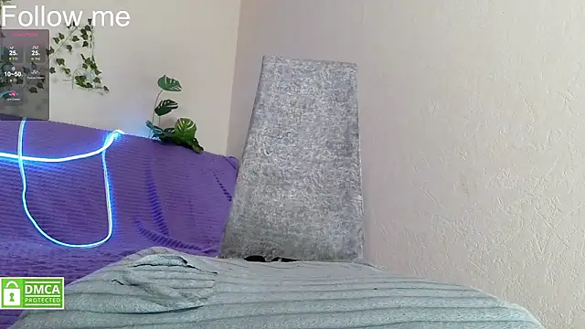 elven_dreams_ webcam