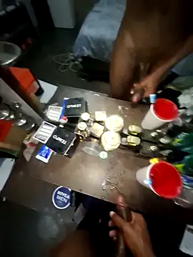 MfanayaSpantu097... Live Webcam on Stripchat