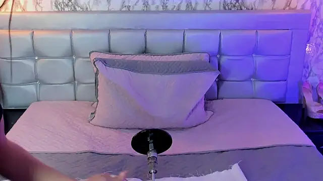 MELODYY_SWEET webcam