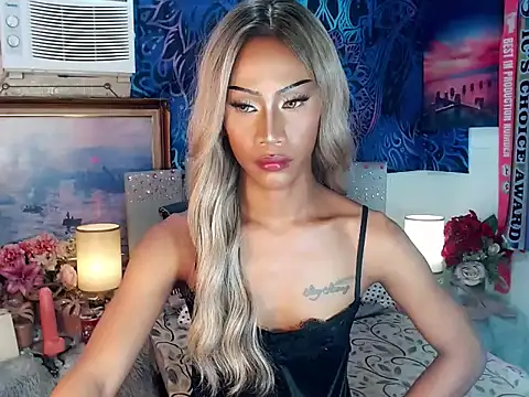 tarah_mc_actressex (T teen) - I want to feel your love and support