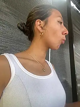 stefanyluxe_18 - StefanyLuxe_18's free webcam