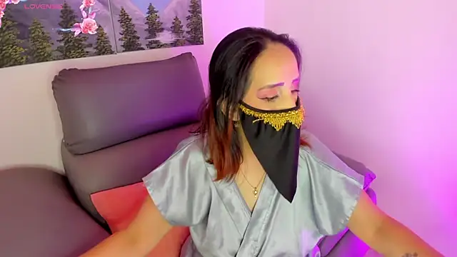 jadde_hamad (F milf) - Fuck my pussy with my favorite dildo