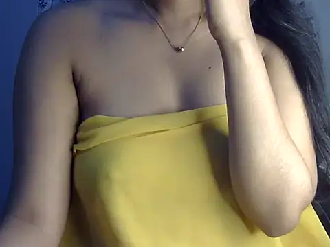 SiaraSiyA live sex cam