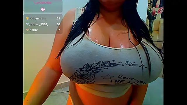 Bigcocksexyluisa webcam