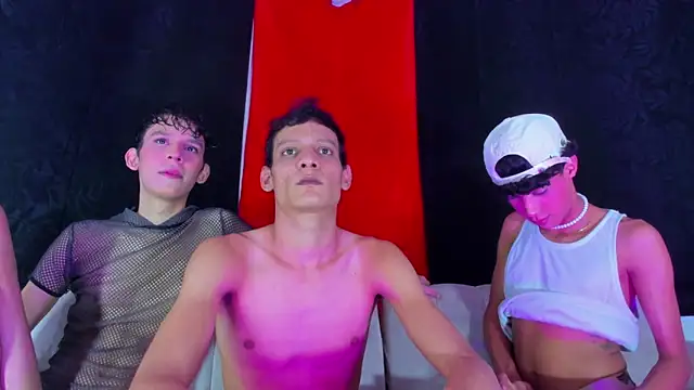 Pleasure_boys_hot webcam