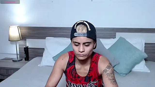 Liiamthompson webcam