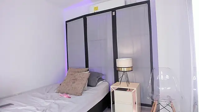 niicole_steele_ webcam