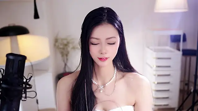 美女Ocean--Lili在线直播