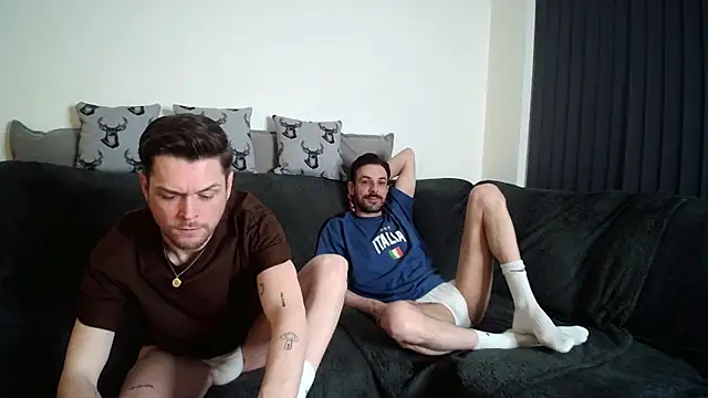 twotwinkhusbandss webcam