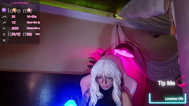 Maddie_fields webcam