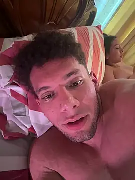 Valentinacouple webcam