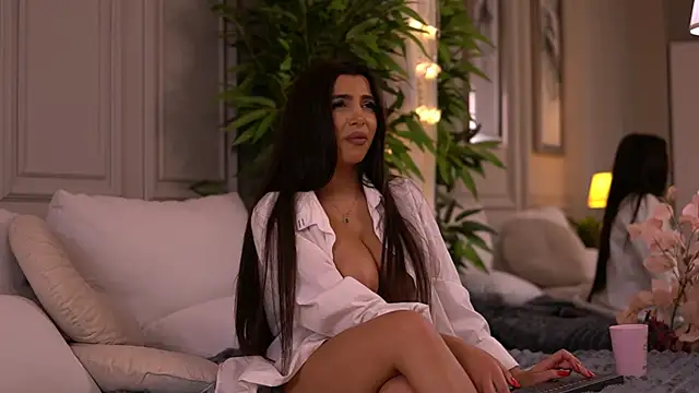 NicoleCellini webcam