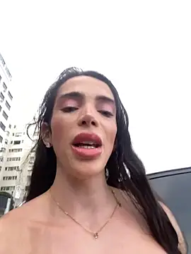 Webcam Model (sisterhong)  is live.Free join now!