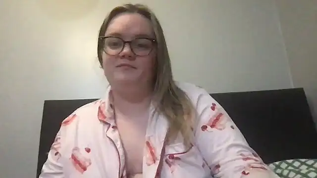 honeyyy24 - Honeyyy24's free webcam