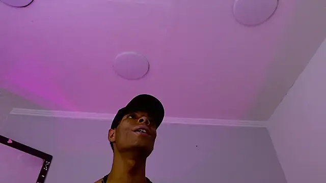 Santiago_Ortiz_ webcam