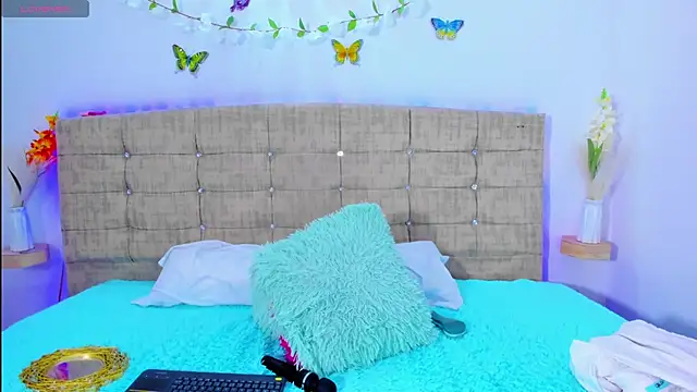 Catherine_summer1 webcam