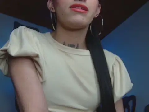 Scarlett_crastrawberry webcam