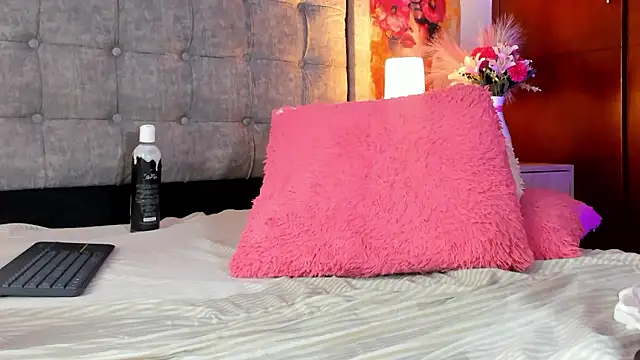 linda_fosterr - Linda_Fosterr's free webcam - UK Sex Cams