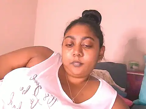 Indian_Ruby99 webcam