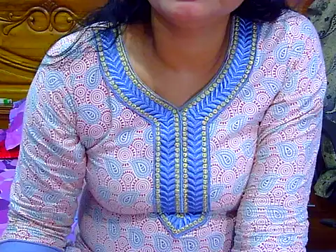 horny_doll24 - Horny_Doll24's free webcam - UK Sex Cams