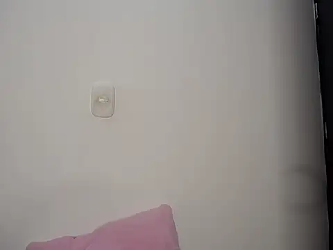 charlottekiss99 webcam