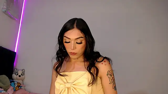 Megan_Gil_ webcam