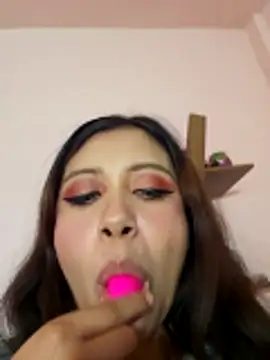 Webcam Model (-TheCatCrazy-)  is live.Free join now!