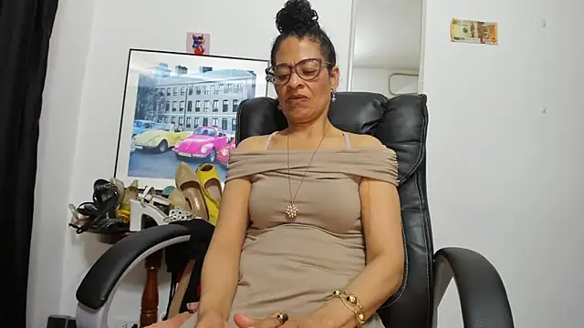 aries_mature - Aries_Mature's free webcam