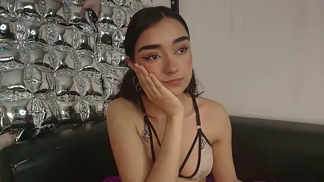 lala_cherry webcam