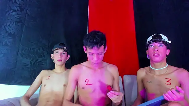 Pleasure_boys_hot webcam