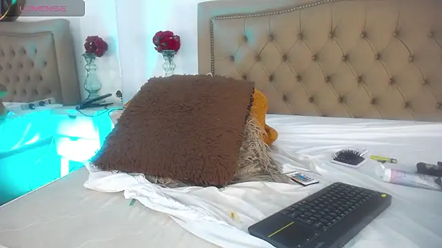 Adara_Ferrara webcam