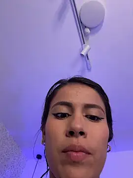 EMILIIA_RICHTER__ webcam