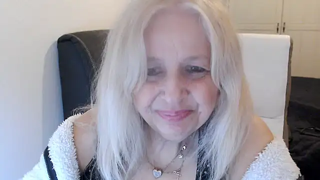 susilifexxx - SusiLifeXXX's free webcam - UK Sex Cams